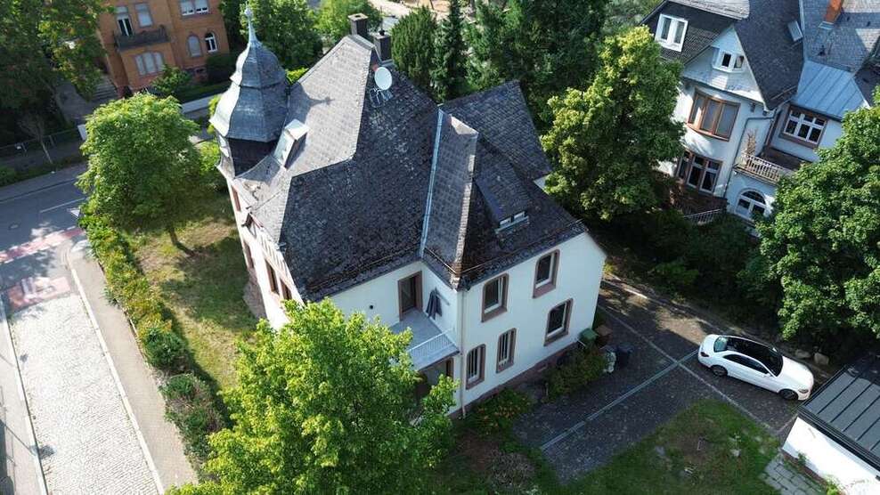 Haus zum Mieten in Bensheim Auerbach 3.800 € 330 m²