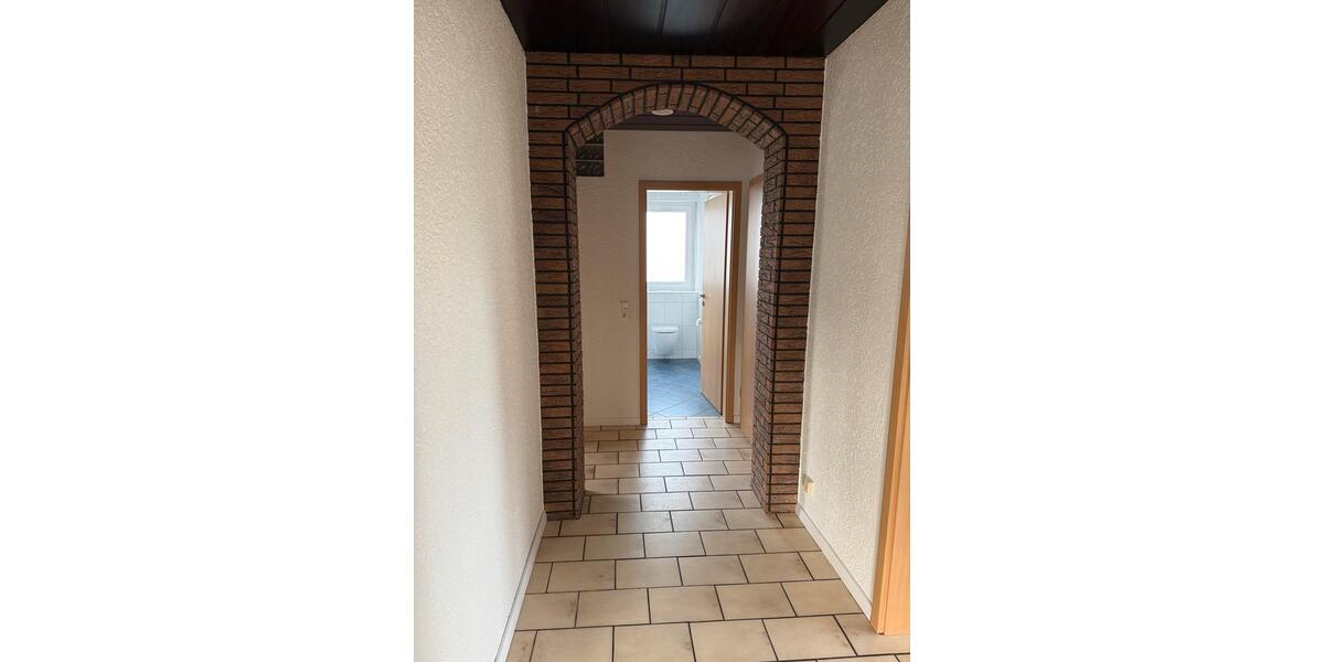 Etagenwohnung Löhne - 3 Zimmer, 82 m&sup2;, 590&euro; | Angebot:26039407