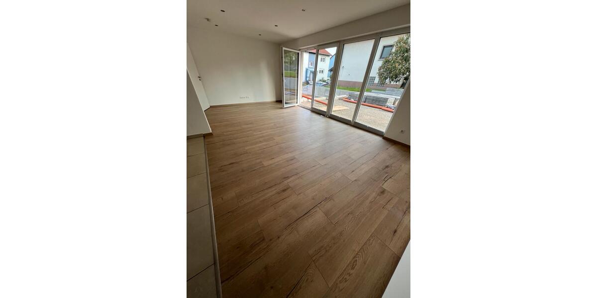 Terrassenwohnung Ramstein-Miesenbach Miesenbach - 4 Zimmer, 115 m&sup2;, 1.520&euro; | Angebot:26237355
