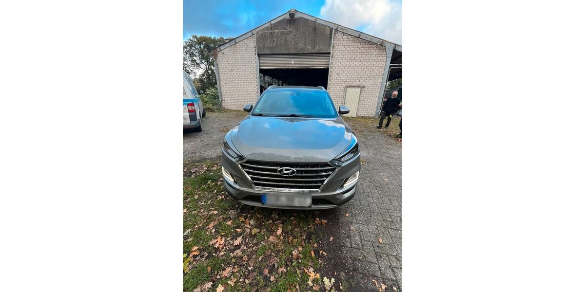 Hyundai TUCSON 62.000 km 17.850 &euro; Aurich-Walle 26607