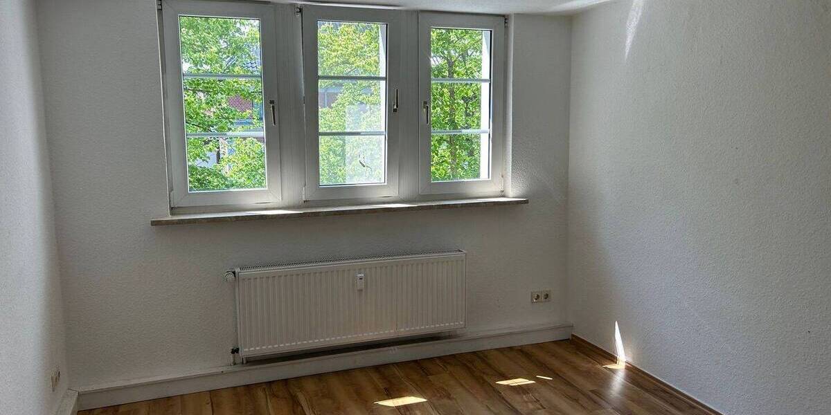 Etagenwohnung Merseburg Neumarkt (Vorstadt) - 3 Zimmer, 65 m&sup2;, 390&euro; | Angebot:26819929