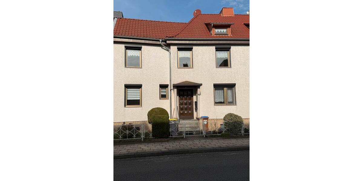 Reihenhaus Nordhausen - 8 Zimmer, 190 m&sup2;, 369.000&euro; | Angebot:25638017
