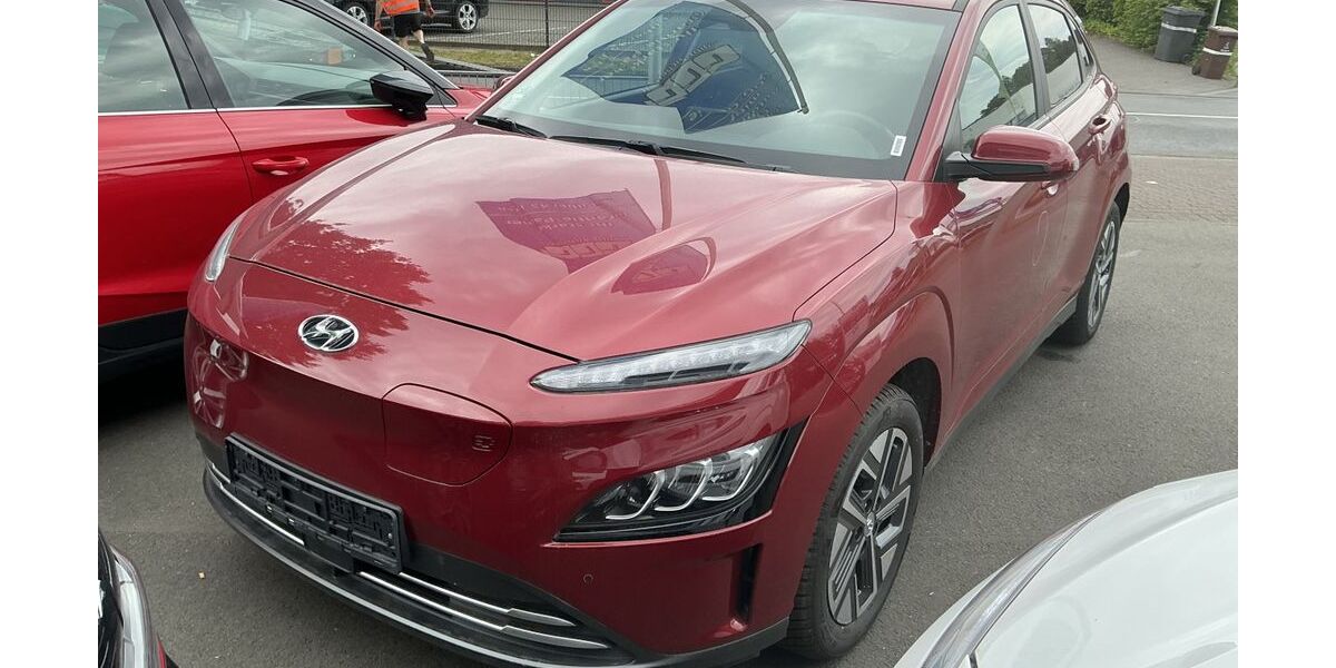 Hyundai KONA 24.326 km 19.000 &euro; Eitorf 53783