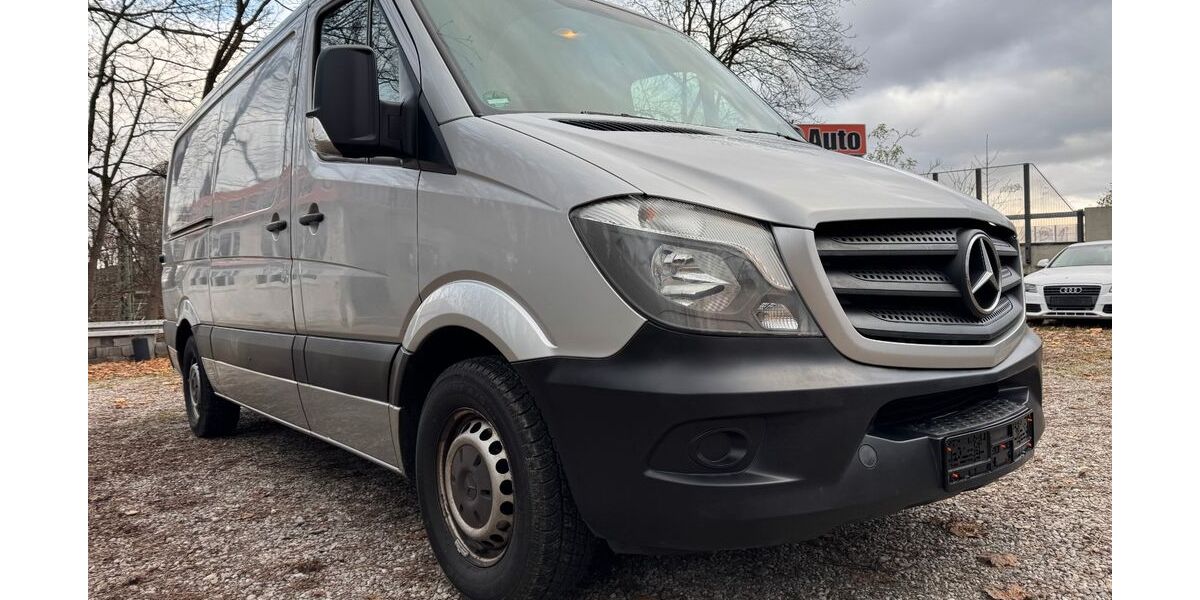 Mercedes-Benz Sprinter 329.000 km 10.500 € München 80687