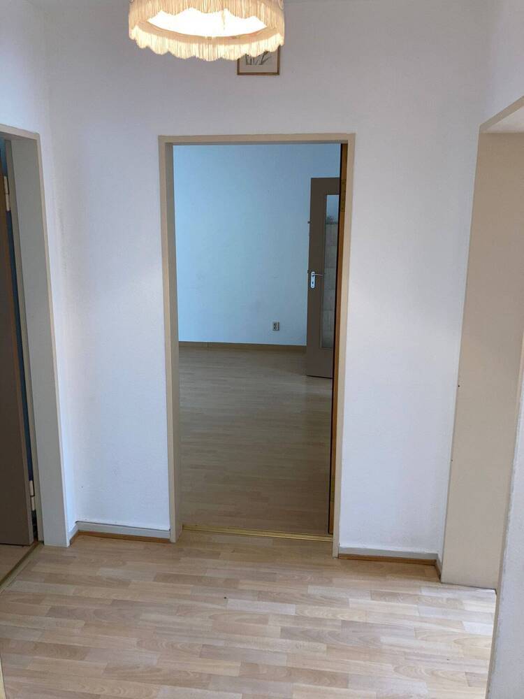 RENOVIERTE 4-Zimmer-Wohnung UNMITTELBAR AN DER FRANZÖSISCHEN GRENZE [HMR-O46E04]