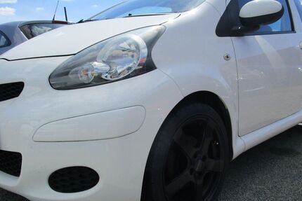 Toyota Aygo (X) 138.799 km 3.990 &euro; Saalfeld 07318