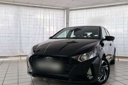 Hyundai i20 65.470 km 13.990 &euro; Helgoland 27498