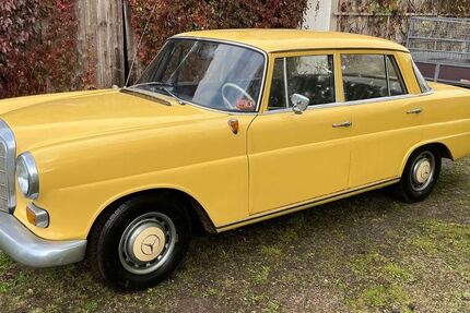 Mercedes-Benz Andere 111.111 km 5.500 € Wendeburg 38176