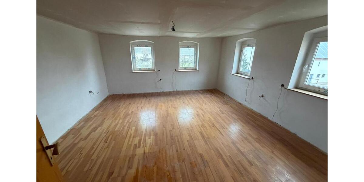 Bauernhaus, Landhaus Donauwörth - 7 Zimmer, 200 m&sup2;, 450.000&euro; | Angebot:26822168