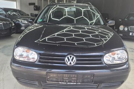 VW Golf 178.113 km 2.490 &euro; Ebersbach 73061