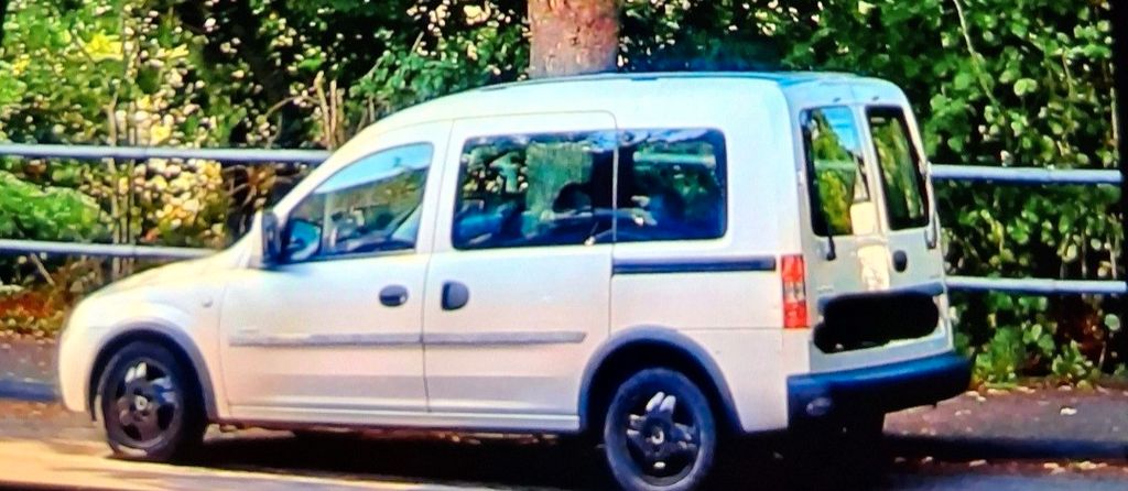 Opel Combo 178.000 km 3.499 &euro; Gummersbach 51645