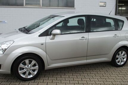 Toyota Corolla Verso 48.000 km 8.980 &euro; Rügland 91622