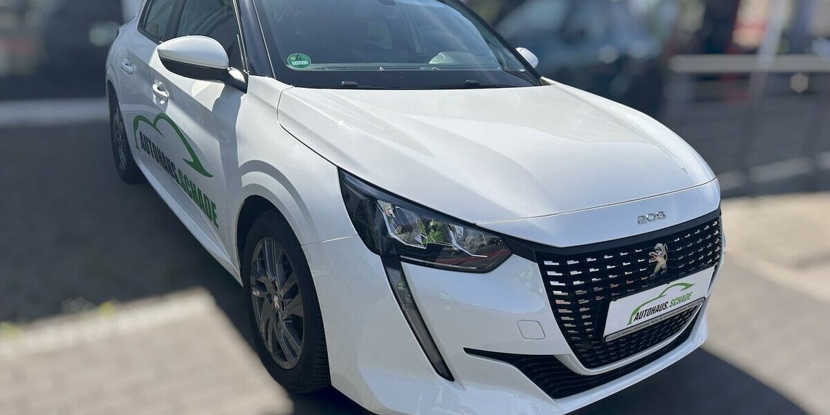 Peugeot 208 Active Pack * foliertes Dach * 71.750 km 12.995 &euro; Meißen 01662