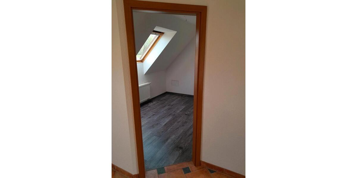 Dachgeschoßwohnung Sohland an der Spree - 1 Zimmer, 28 m&sup2;, 420&euro; | Angebot:26445165