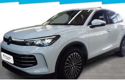 VW Tiguan 27.180 km 32.490 &euro; Berlin 10587