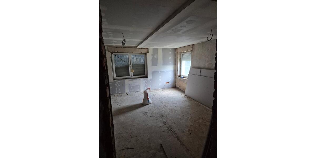 Einfamilienhaus Calbe (Saale) - 8 Zimmer, 163 m&sup2;, 70.000&euro; | Angebot:25223232