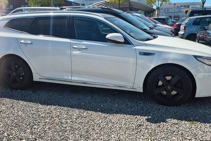 Kia Optima 110.000 km 11.999 &euro; Achim 28832