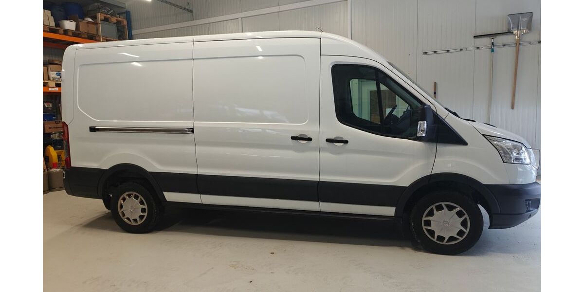 Ford Transit 130.300 km 15.900 &euro; Bergen 83346