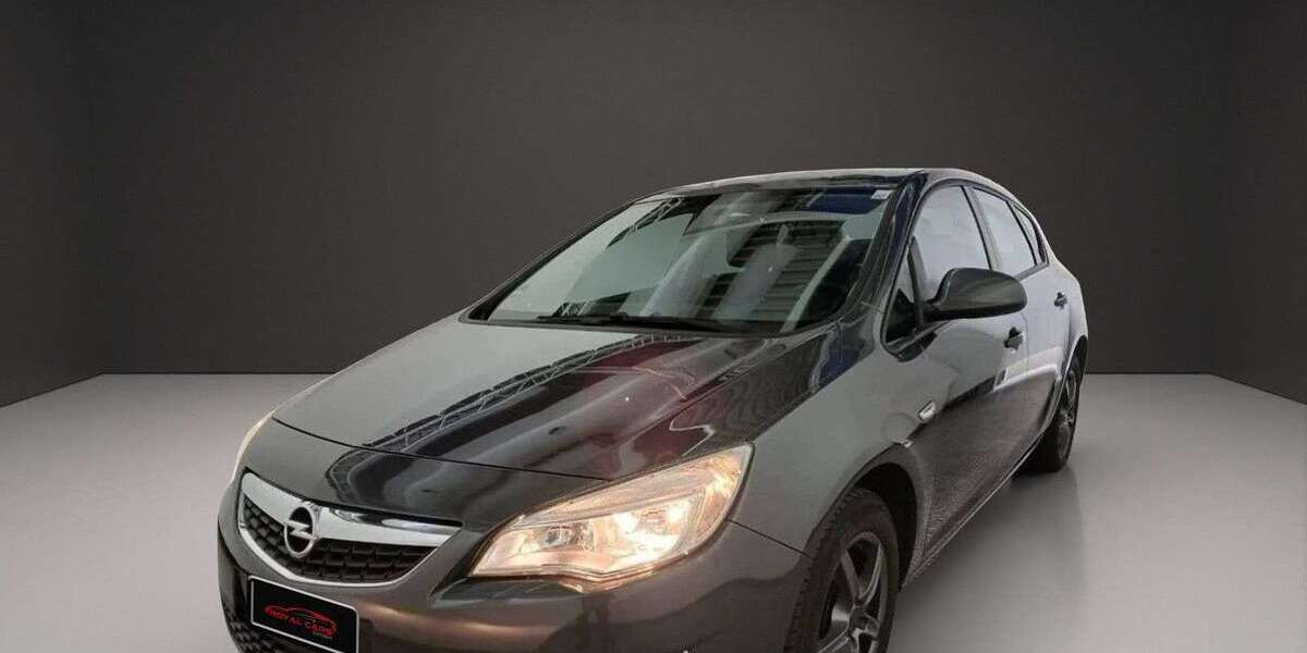 Opel Astra 122.100 km 5.990 &euro; Hamburg 22111