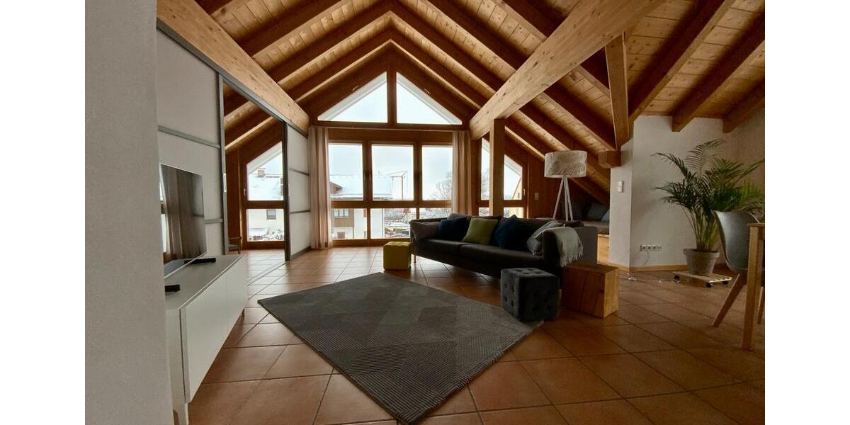 Dachgeschoßwohnung Penzberg - 2 Zimmer, 82 m&sup2;, 1.800&euro; | Angebot:25144635