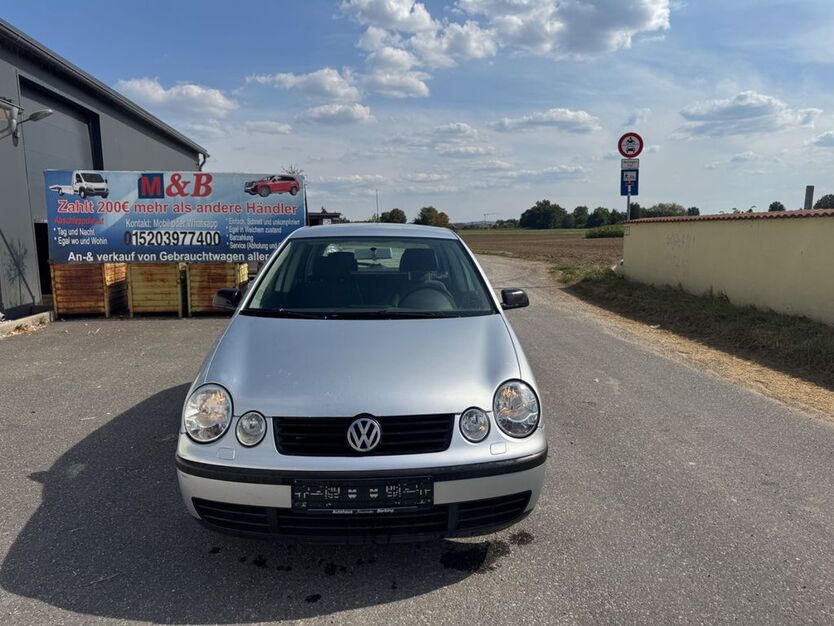 VW Polo 61.000 km 2.499 € Schwandorf 92421