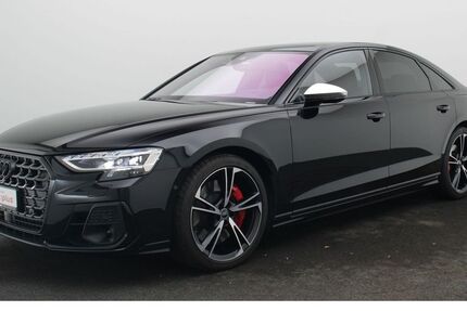 Audi S8 16.000 km 99.890 &euro; Würzburg 97076
