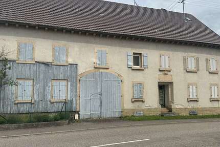 Haus zum Kaufen in Eppingen Kleingartach 290.000 € 150 m² 5 zimmer