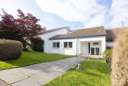 Haus zum Kaufen in Talheim 925.000 € 217 m² 6 zimmer