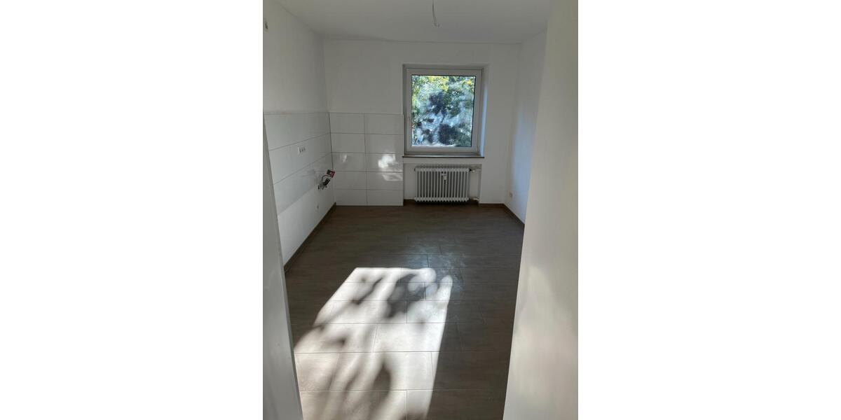 Etagenwohnung Bochum Bochum-Mitte - 3 Zimmer, 75 m&sup2;, 600&euro; | Angebot:26660533