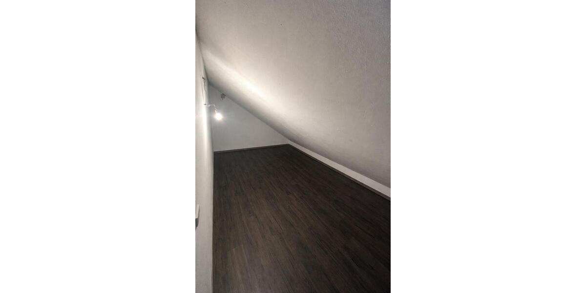 Etagenwohnung Uslar - 3 Zimmer, 100 m&sup2;, 850&euro; | Angebot:25304331