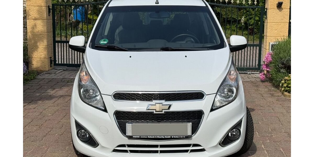 Chevrolet Spark 76.000 km 3.750 &euro; Muldestausee 06774