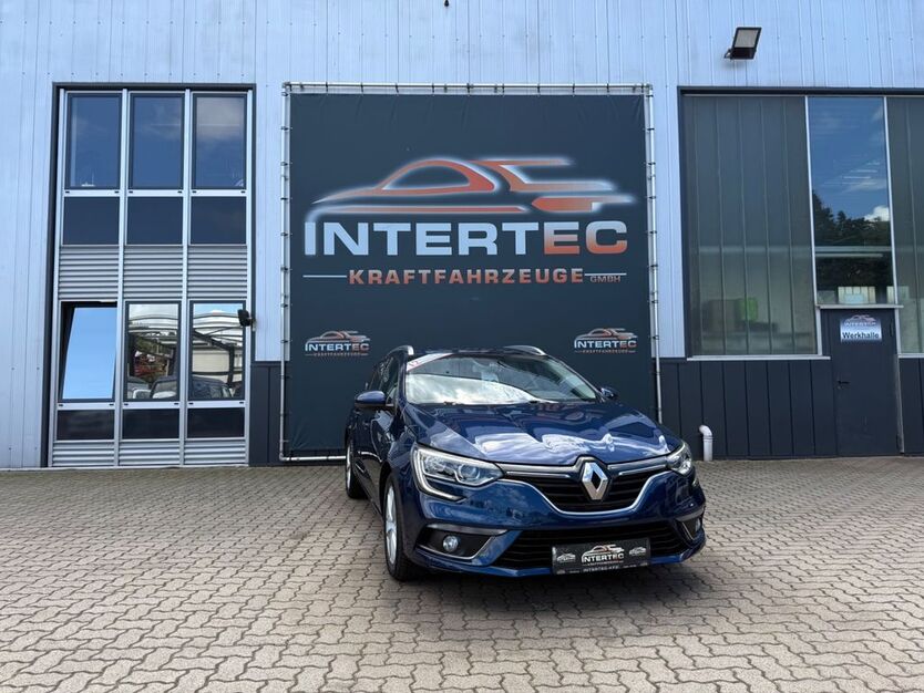 Renault Megane 156.000 km 9.399 € Rotenburg 27356