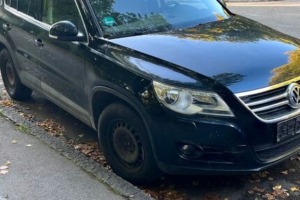 VW Tiguan 269.875 km 3.500 € München 81243
