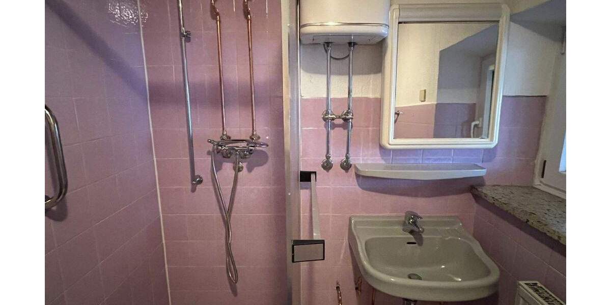 Einfamilienhaus Burgthann - 7 Zimmer, 143 m&sup2;, 319.000&euro; | Angebot:25563297