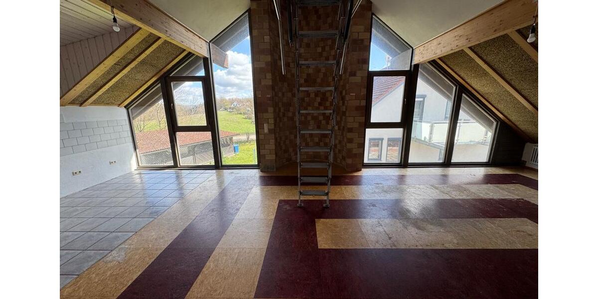 Dachgeschoßwohnung Gemünden am Main - 1.5 Zimmer, 63 m&sup2;, 130.000&euro; | Angebot:26047144