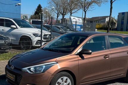 Hyundai i20 33.000 km 12.490 &euro; Henstedt Ulzburg 24558