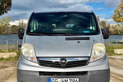 Opel Vivaro 312.000 km 5.500 € Rüsselsheim 65428