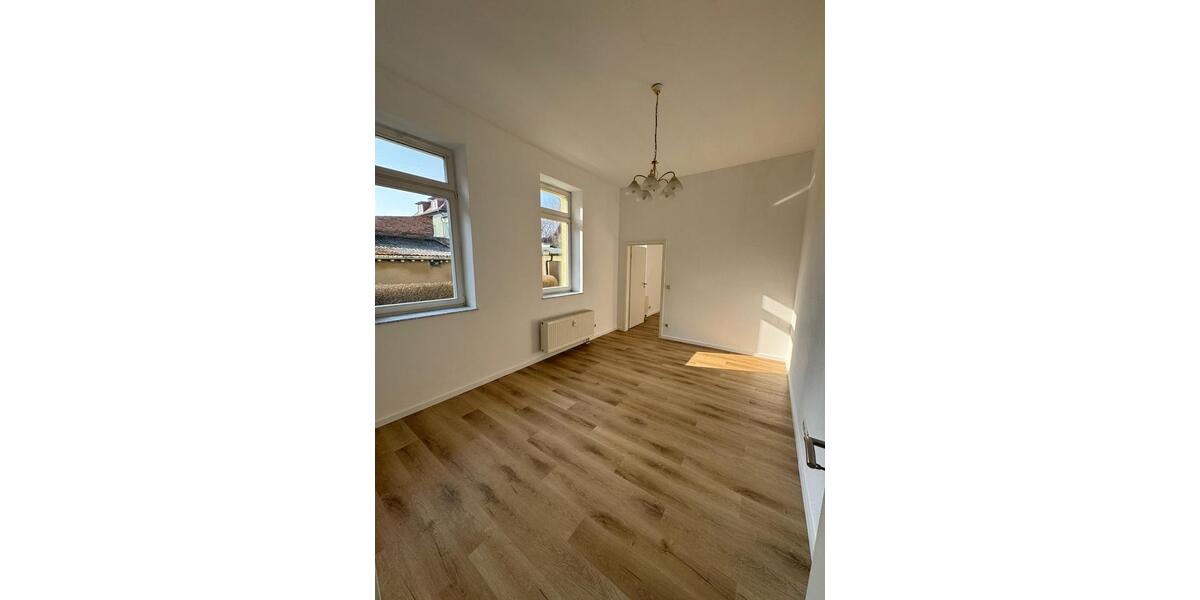 Erdgeschoßwohnung Bad Dürrenberg - 2 Zimmer, 40 m&sup2;, 305&euro; | Angebot:25354498