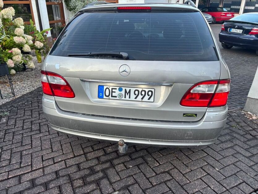 E 270