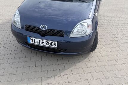 Toyota Yaris 142.000 km 2.400 &euro; Lübbecke 32312