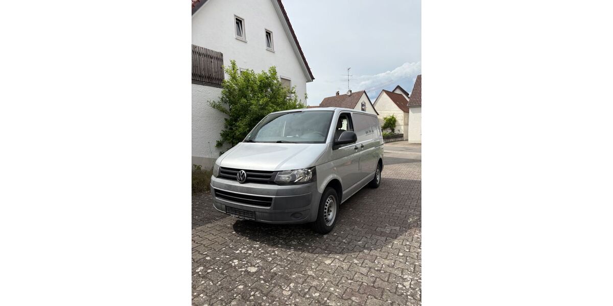 VW T5 Transporter 166.000 km 12.500 &euro; Laupheim 88471
