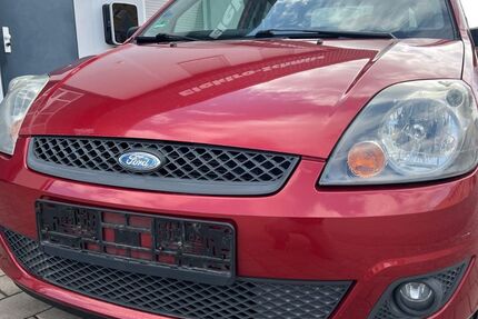 Ford Fiesta 175.200 km 1.999 &euro; korbach 34497