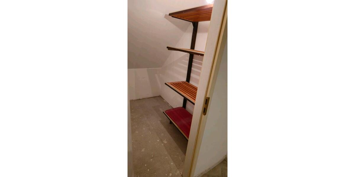 Dachgeschoßwohnung Maxhütte-Haidhof Haidhof - 3 Zimmer, 83 m&sup2;, 920&euro; | Angebot:25833085