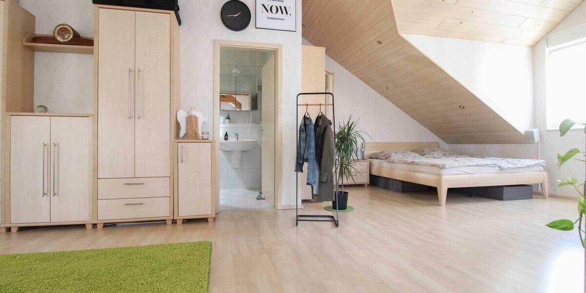Einfamilienhaus Frankfurt am Main Rödelheim - 6 Zimmer, 175 m&sup2;, 699.000&euro; | Angebot:26852326