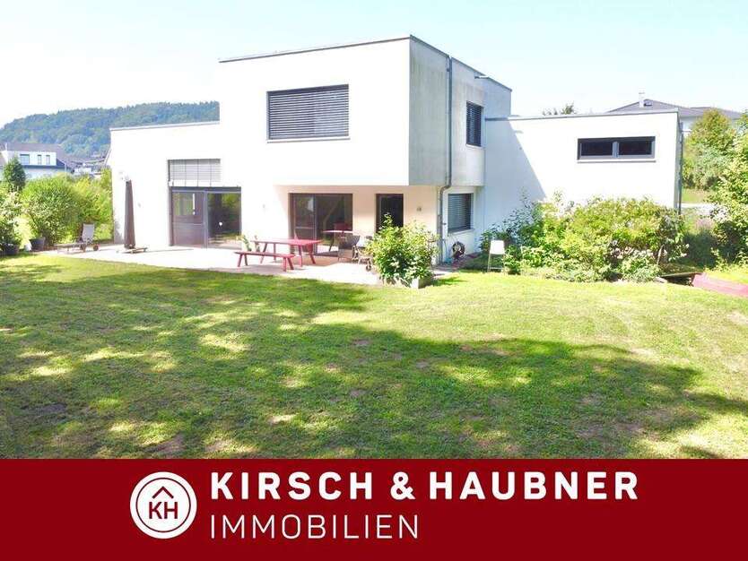 Haus zum Kaufen in Pilsach 720.000 € 227.87 m²