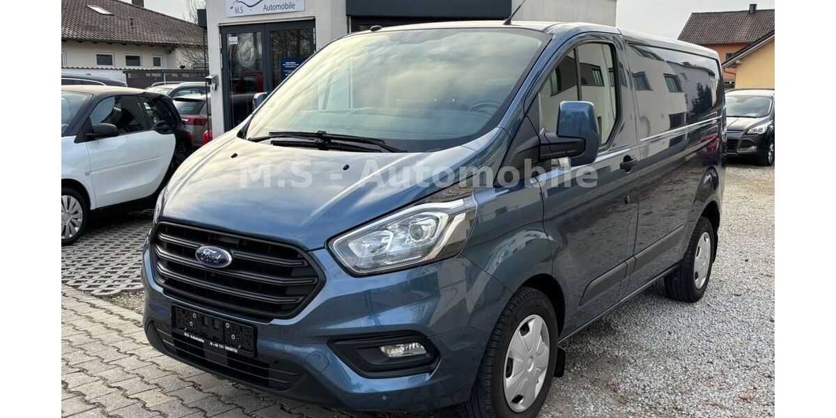 Ford Transit Custom 81.731 km 21.999 &euro; Cham 93413