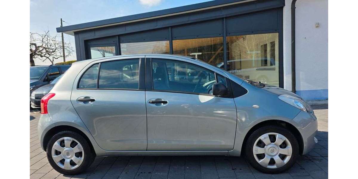 Toyota Yaris 86.262 km 4.890 &euro; Welden 86465
