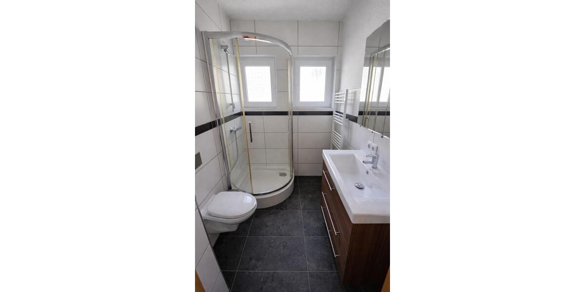 Einfamilienhaus Hermeskeil - 5 Zimmer, 145 m&sup2;, 1.250&euro; | Angebot:26583313