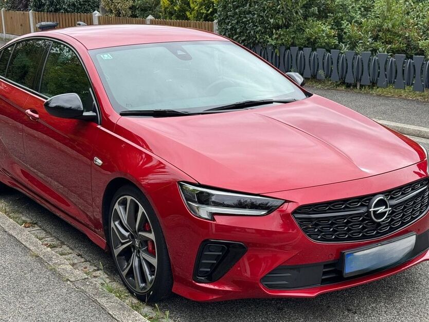 Opel Insignia 81.875 km 29.995 € Nürnberg 90411