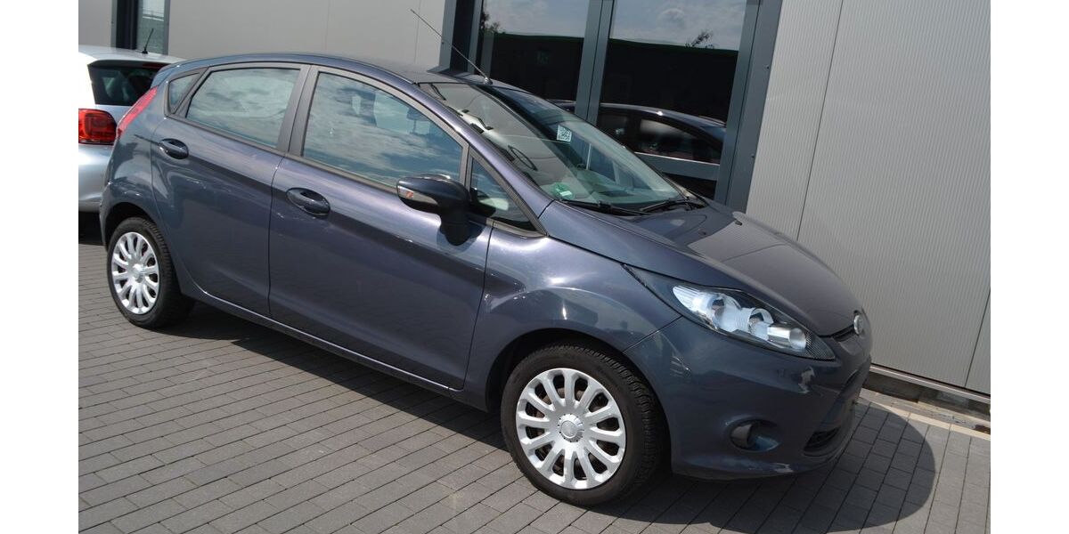 Ford Fiesta 92.000 km 6.900 &euro; Cuxhaven 27472